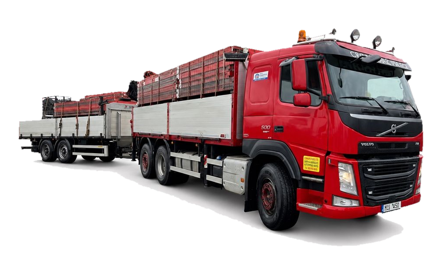 Volvo FM 500 valnik s rukou a privesem bez pozadi